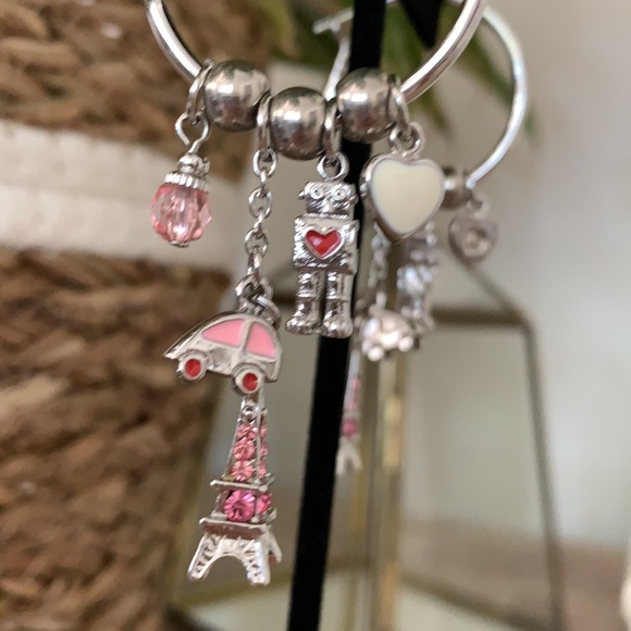 Hoop earrings with robot heart paris charms - Picture 4 of 5